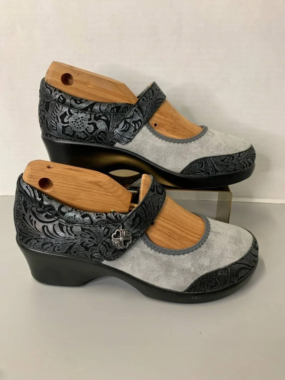 Alegria Shoes Womens 39 Maya Mary Jane Gray Leather Wedge Comfort Paisley Floral - Picture 9 of 17